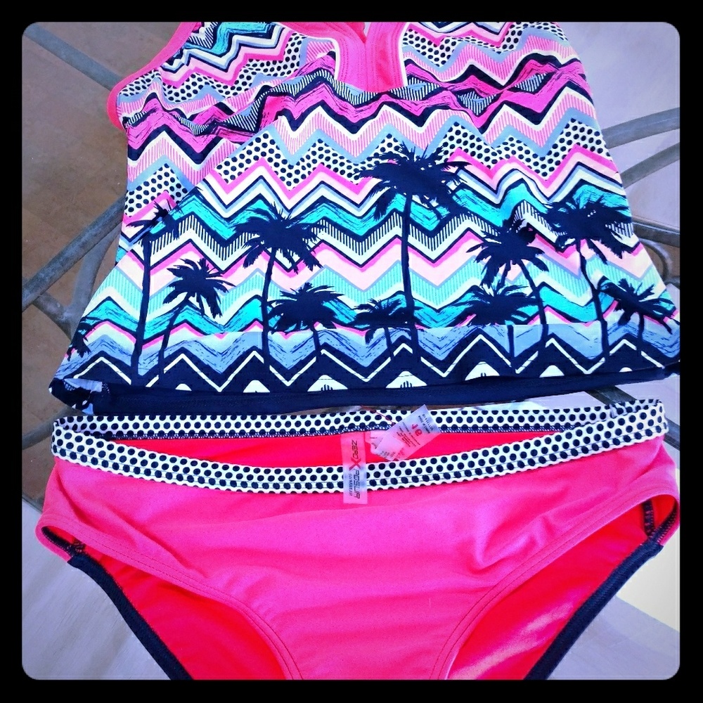 Darling Tankini, size 16 (fits more like a 12)